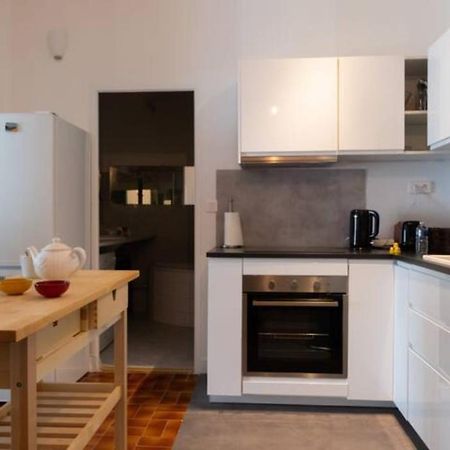 Grand Appartement Lumineux Pour 2 A 4 Personnes A Avignon Intra-Muros Wifi Gratuit Luaran gambar