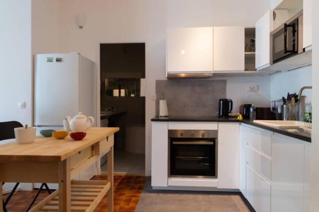 Grand Appartement Lumineux Pour 2 A 4 Personnes A Avignon Intra-Muros Wifi Gratuit Luaran gambar