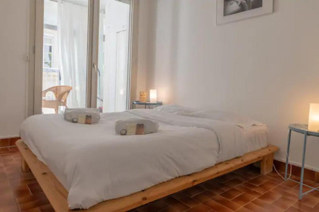 Grand Appartement Lumineux Pour 2 A 4 Personnes A Avignon Intra-Muros Wifi Gratuit Luaran gambar